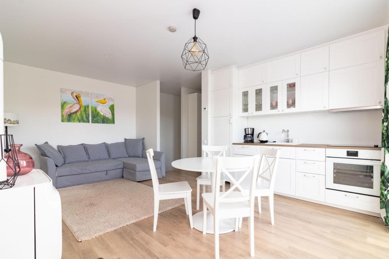 Live In Peace, By Cohost Apartment Palanga Exterior foto